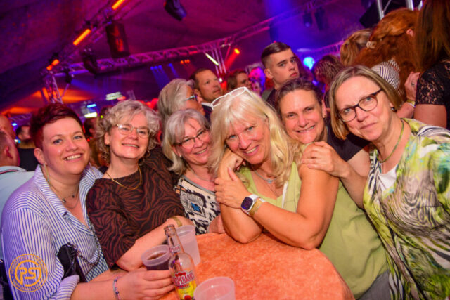 EVENT_KIM_SCHWABE_,-137