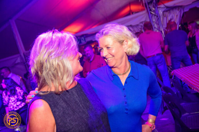 EVENT_KIM_SCHWABE_,-83